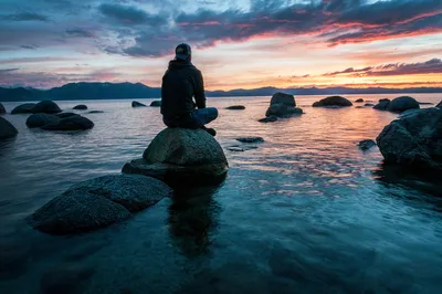 A Creative's Guide to Ditching FOMO and Social Media Comparison