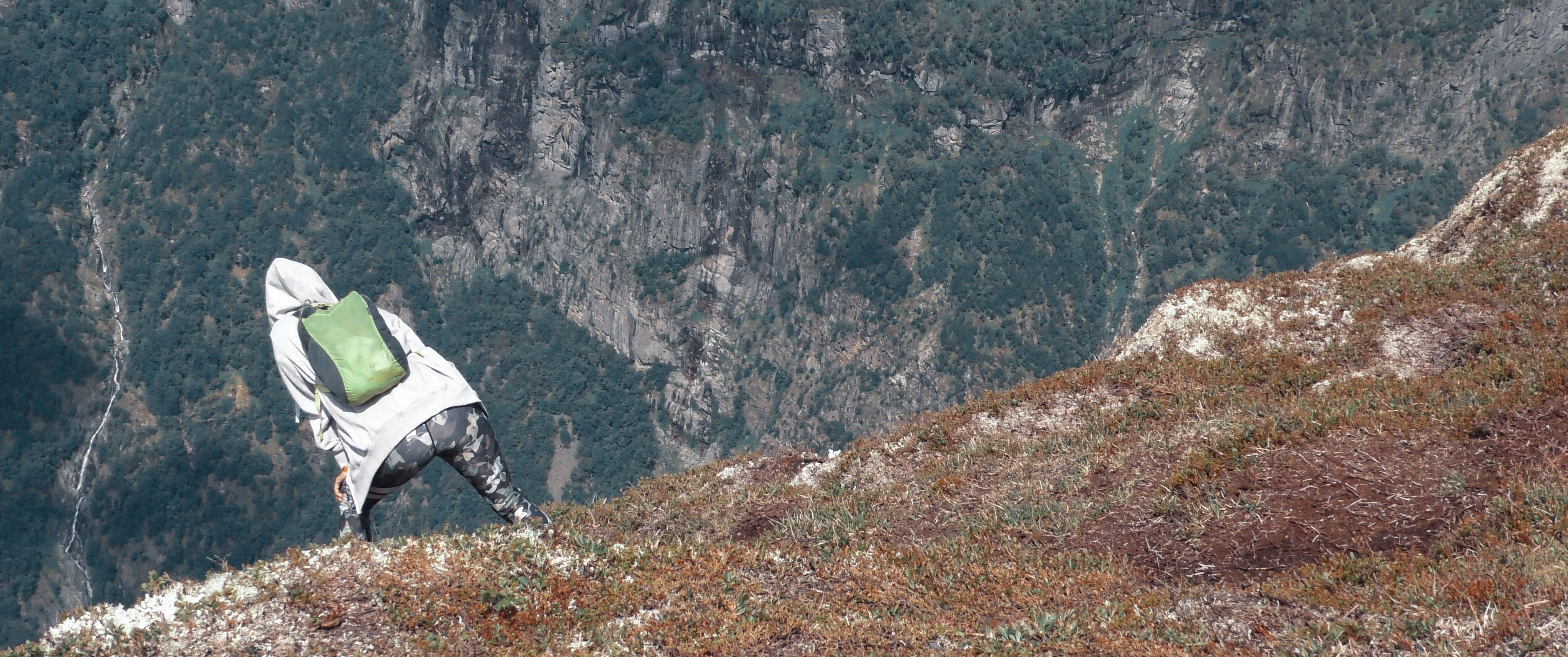HERO IMAGE_Shayni Mountain Look.jpg